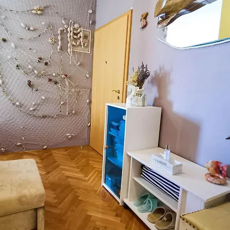 Sisters Lejlighed Promajna